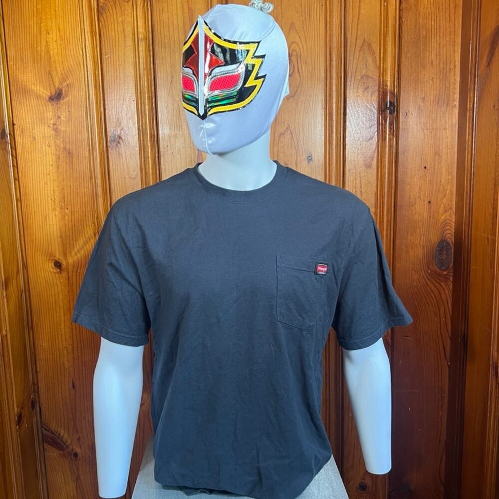 Wrangler L Workwear Pocket Tee Black Regular Cotton